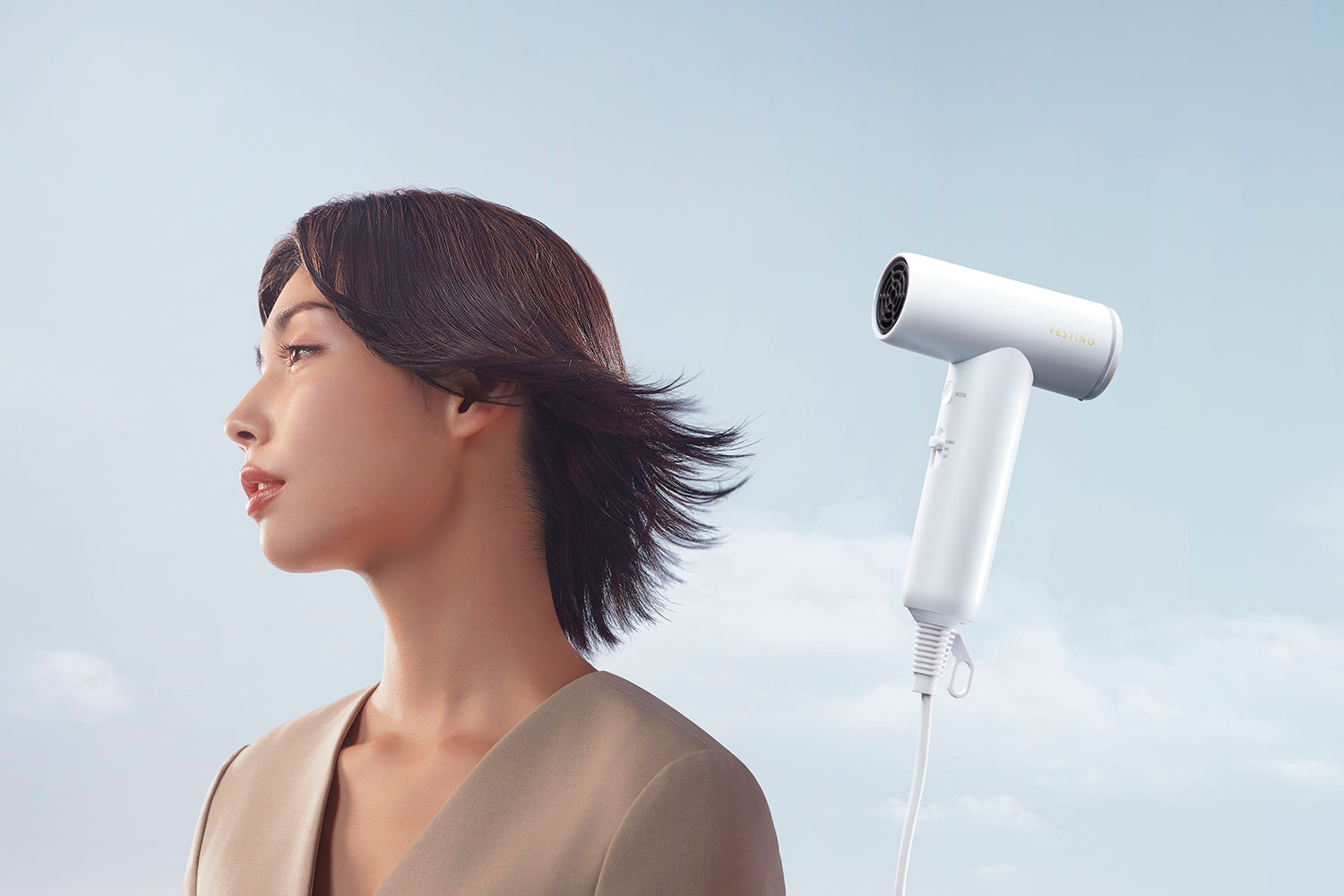 新商品情報／ツヤモイスト® ドライヤー LIGHT