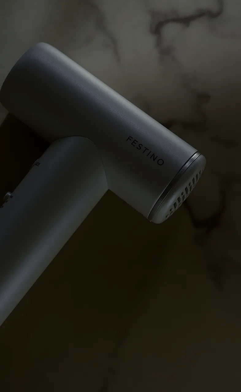 FESTINO公式】ツヤモイストドライヤー LIGHT | 超軽量200g・大風量で